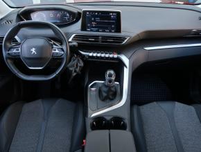 Peugeot 3008  1.2 PureTech Allure 