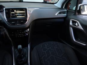 Peugeot 2008  1.2 VTi 