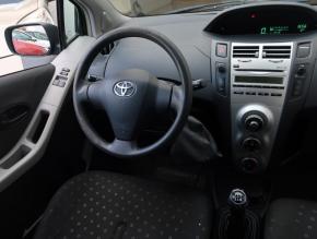 Toyota Yaris  1.0 VVT-i 