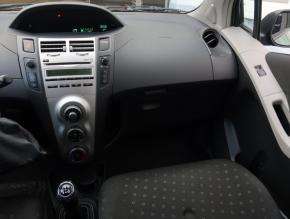 Toyota Yaris  1.0 VVT-i 