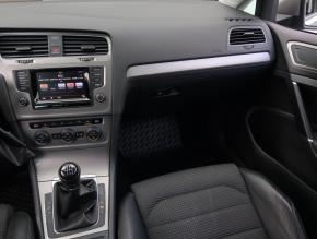 Volkswagen Golf  1.4 TSI 