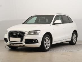 Audi Q5  2.0 TDI S line 