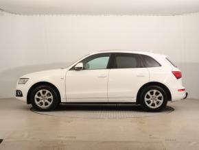 Audi Q5  2.0 TDI S line 