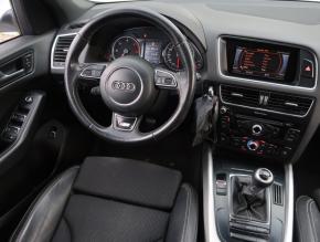 Audi Q5  2.0 TDI S line 