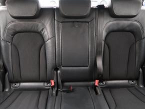 Audi Q5  2.0 TDI S line 