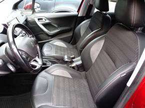Peugeot 2008  1.6 BlueHDi 