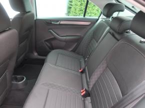 Škoda Rapid  1.0 TSI Style 