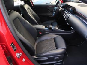 Mercedes-Benz A  A 200 