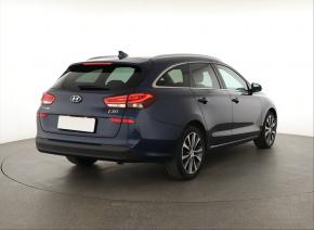 Hyundai i30  1.4 T-GDI 