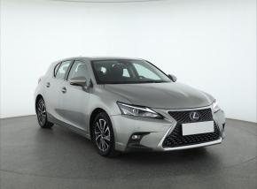 Lexus CT  200h 