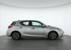 Lexus CT  200h 