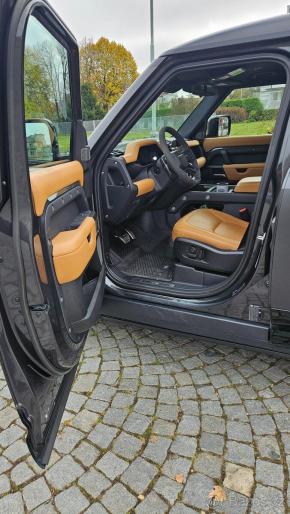 Land Rover Defender 110 P525 V8 Carpathian Edition 