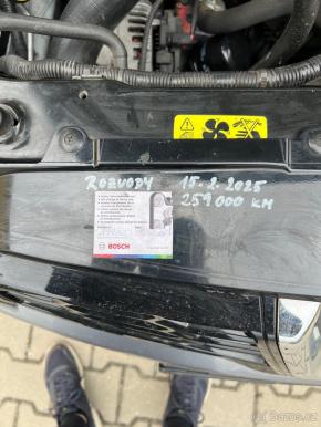 Nissan Qashqai 1,5   j 10 dci 81kw 2012 rok 