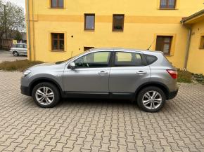 Nissan Qashqai 1,5   j 10 dci 81kw 2012 rok 