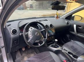 Nissan Qashqai 1,5   j 10 dci 81kw 2012 rok 