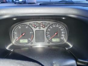 Volkswagen Transporter 2,5   TDI 