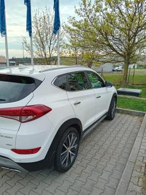 Hyundai Tucson 2,0   4x4 