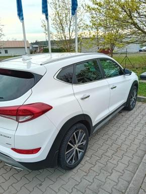 Hyundai Tucson 2,0   4x4 