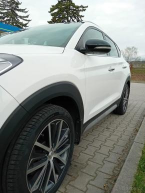Hyundai Tucson 2,0   4x4 