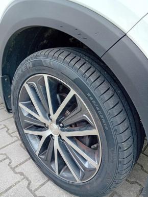 Hyundai Tucson 2,0   4x4 