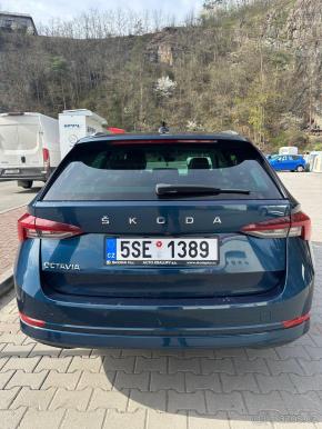 Škoda Octavia 2,0   2 TDI 110 KW DSG/PANO/TAŽNÉ 