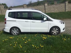 Ford Tourneo Courier 1,5 