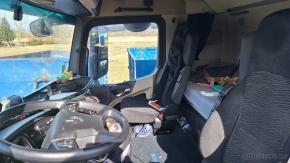 Mercedes-Benz  Actros + Vlek 