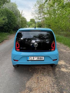 Škoda Elroq VW e-UP super stav 