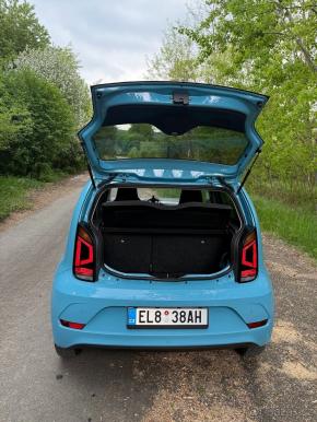 Škoda Elroq VW e-UP super stav 