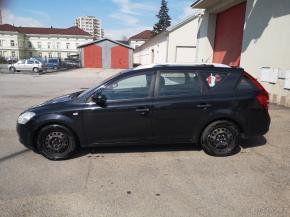 Kia Ceed 1,4   2008 