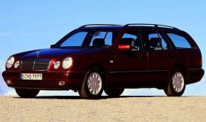 Mercedes-Benz Třídy E W210 E230 combi 