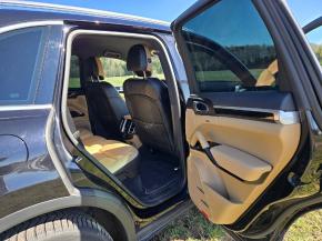 Porsche Cayenne 3,0   diesel 193 kw 