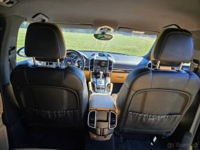 Porsche Cayenne 3,0   diesel 193 kw 