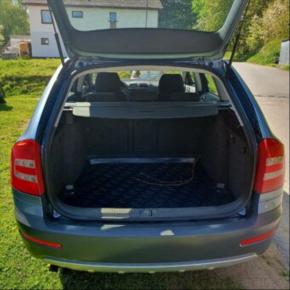 Škoda Octavia Scout kombi 4x4 2 TDI 103 kW 