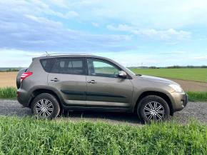 Toyota RAV4 2,2   2AD 110kW 4x4