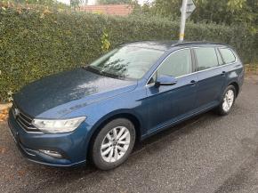 Volkswagen Passat 2,0   B8 TDI DSG MY22 CAM LED 