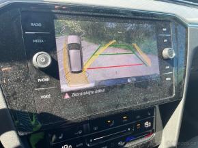 Volkswagen Passat 2,0   B8 TDI DSG MY22 CAM LED 