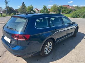 Volkswagen Passat 2,0   B8 TDI DSG MY22 CAM LED 