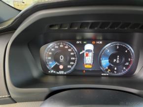 Volvo XC90 B5 R design-Black,mild hybrid 