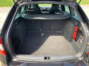 Škoda Octavia 2,0   135kw DSG, ? Velmi dobrý stav 