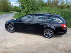 Škoda Octavia 2,0   135kw DSG, ? Velmi dobrý stav 