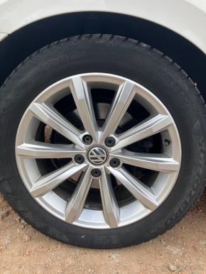 Volkswagen Passat 2,0   B8 