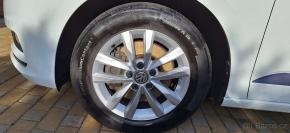Volkswagen Touran 1,4   TSI rok.výr.6/2016.Nájezd 141T 