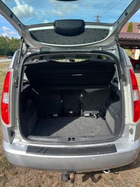 Škoda Roomster 1,4   16V 63 kw 177777 km 