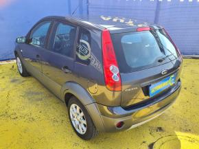 Ford Fiesta 1.4i 59KW CROSS 16402237-774322.jpg