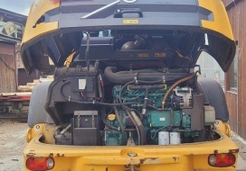 Volvo Ostatní L45H 9.7t vidle SPZ kloub 24530674-1101279.jpg