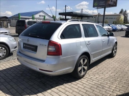 Škoda Octavia 1,8 TSI DSG Laurin&Klement Com 24484780-1099502.jpg