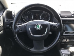 Škoda Octavia 1,8 TSI DSG Laurin&Klement Com 24484786-1099502.jpg